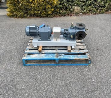 Gear Pump with Hot Water Jacket