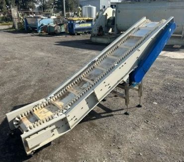 Cleated Conveyor