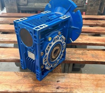 Worm Gearbox (Ratio 80:1)