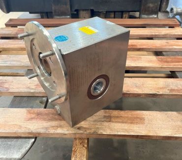 SS Worm Gearbox (Ratio 96:1)