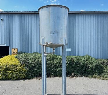 Stainless steel tank