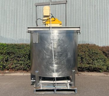 SS Mixing Tank